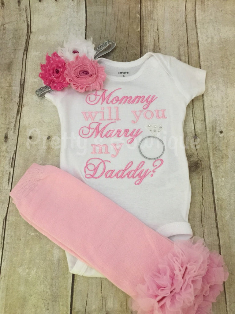 Mommy will you marry my daddy? bodysuit or T-Shirt - Perfect for Engagement photos 3pc set - Pretty's Bowtique